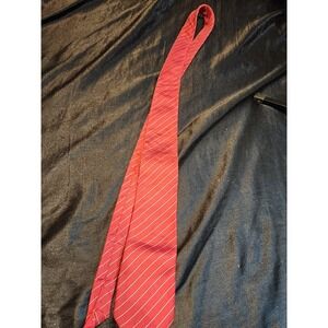 Enrico Guccini Mens Silk Necktie Red White Diagonal Pinstripe Hand Made in Italy